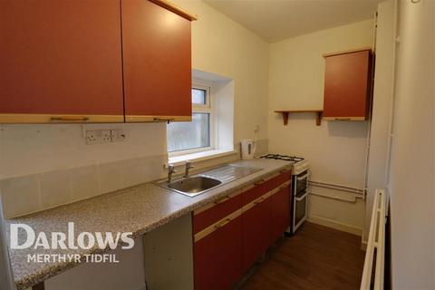 2 bedroom terraced house to rent, Strand Street, CF45