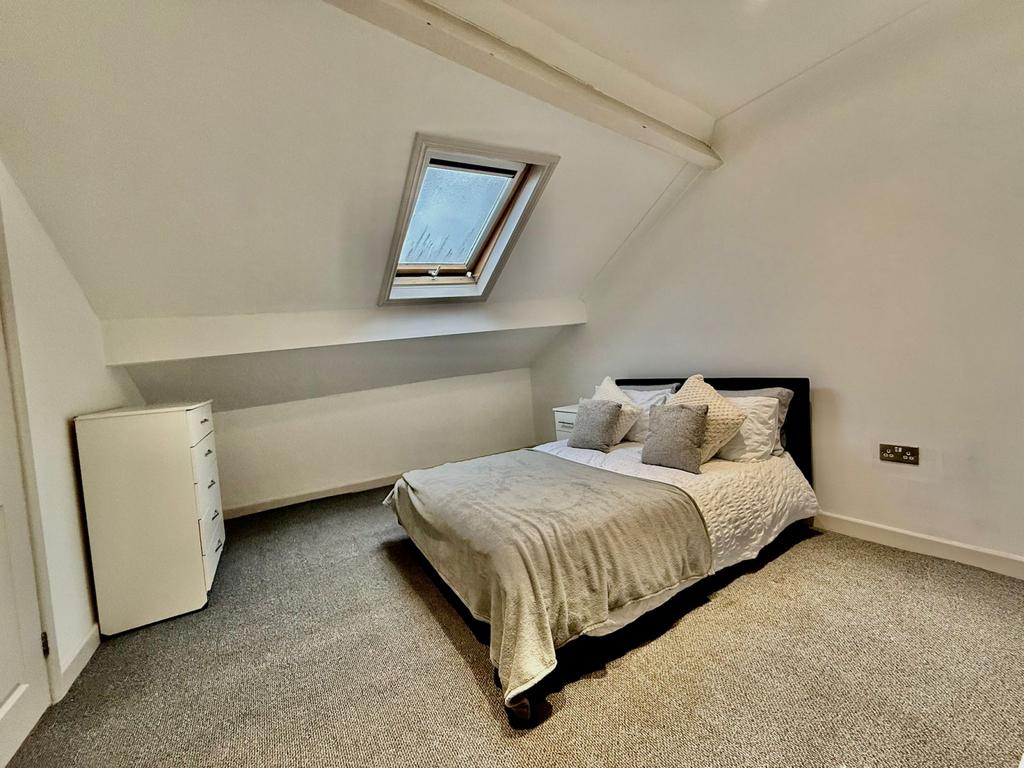 6 bed shared house sheffield road, barnsley s70