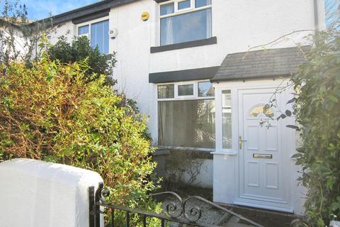 3 bedroom semi-detached house to rent, Newlaithes Gardens, Leeds LS18