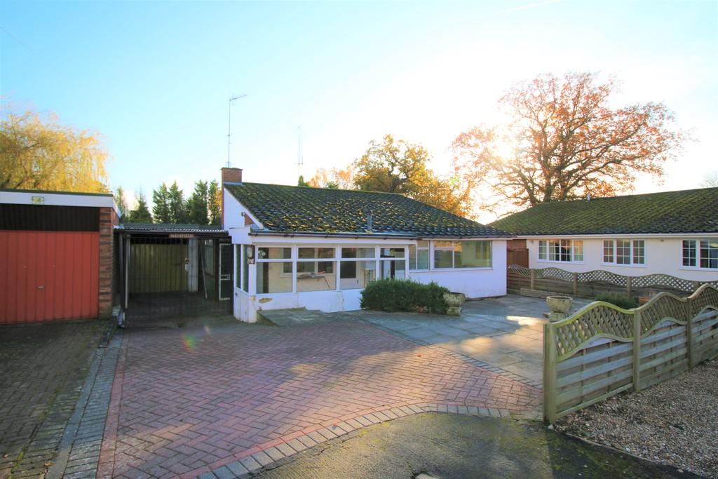 Grove Road, Ansty, Coventry 3 bed detached bungalow £300,000