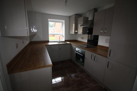 6 bedroom house to rent - Brambling Avenue, Canley,