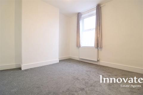 2 bedroom end of terrace house to rent, Vicarage Road, Oldbury B68