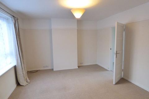 3 bedroom house to rent, Woodcock Avenue, High Wycombe HP14