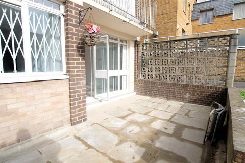 2 bedroom apartment to rent, Greville Place, St John's Wood, NW6