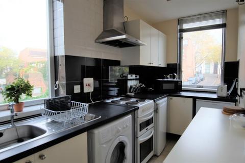 2 bedroom apartment to rent, Boundary Road, St Johns Wood, NW8