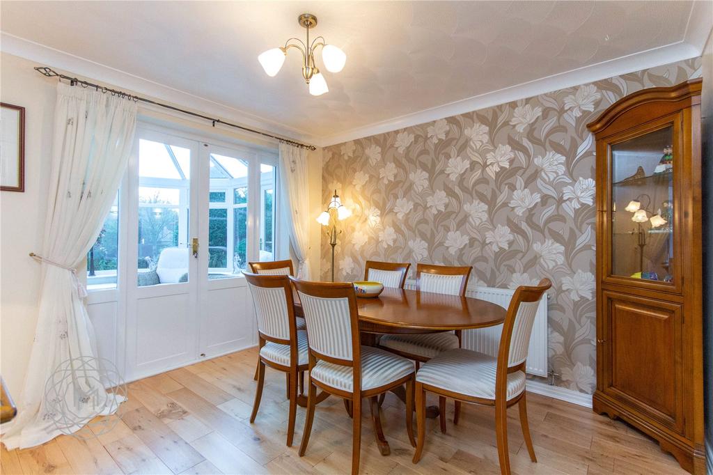 Eden Vale, Worsley, Manchester, M28 4 bed detached house £525,000