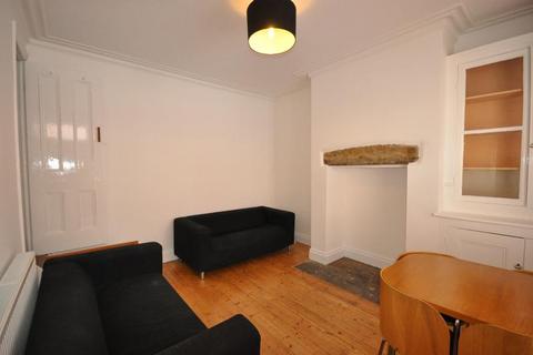 undefined, Meadow View, Hyde Park, Leeds LS6 1JG