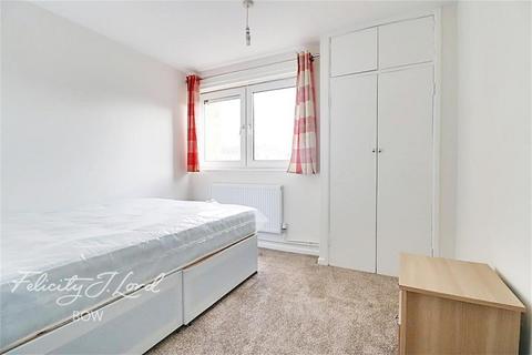 2 bedroom flat to rent - Coniston House, Southern Grove, E3