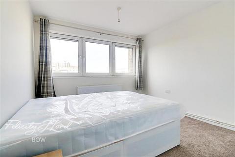 2 bedroom flat to rent - Coniston House, Southern Grove, E3