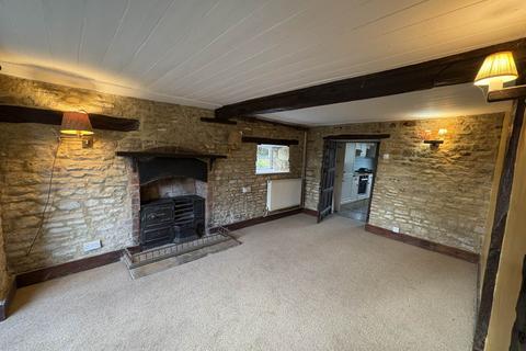 3 bedroom semi-detached house to rent, Green End, Chadlington