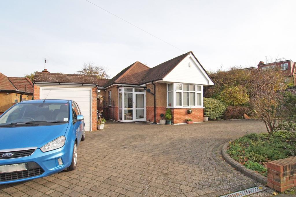Courtlands Drive, Ewell, KT19 2 bed bungalow £565,000