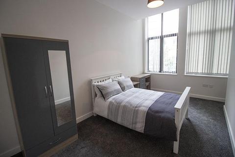 4 bedroom flat to rent, Flat 6, The Gas Works, 1 Glasshouse Street, NOTTINGHAM NG1 3BA