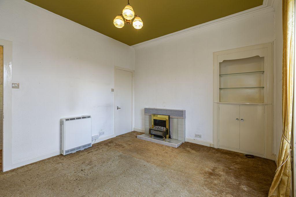 4/4 Rosevale Street, Hawick TD9 8AD 1 bed flat £25,000