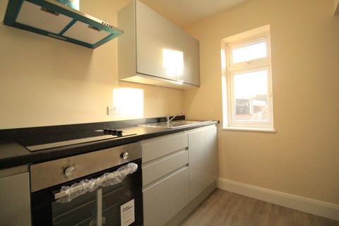 2 bedroom flat to rent, Derby Road, Stapleford