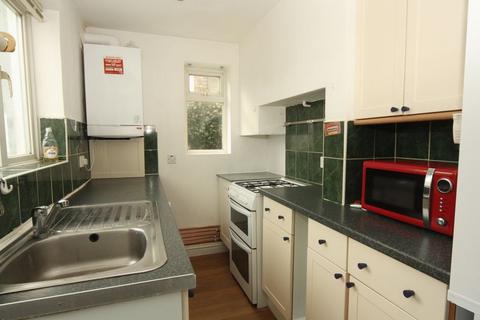 2 bedroom flat for sale, Goring Way, Greenford