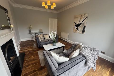 2 bedroom apartment to rent, Striven Gardens, North Kelvinside