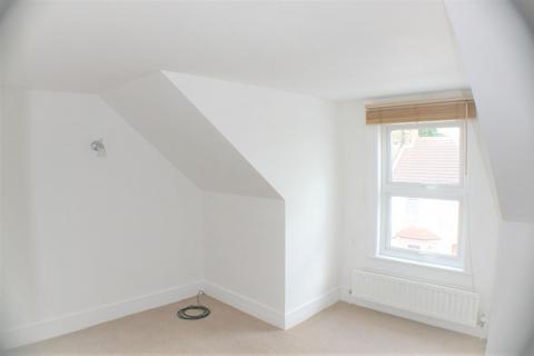 undefined, Grove Road, Rochester