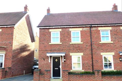 3 bedroom semi-detached house to rent, Bedford MK42