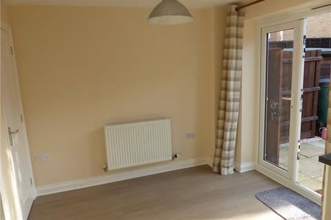 3 bedroom semi-detached house to rent, Bedford MK42