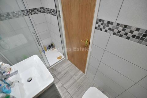 6 bedroom terraced house to rent, De Beauvoir Road, Reading