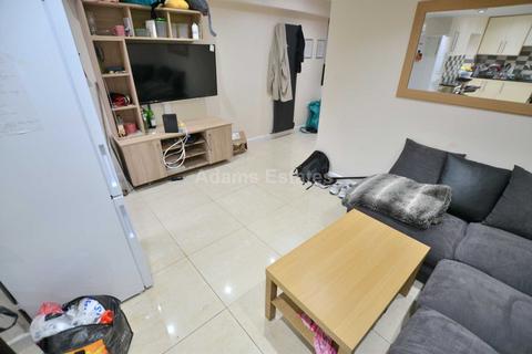 6 bedroom terraced house to rent, De Beauvoir Road, Reading
