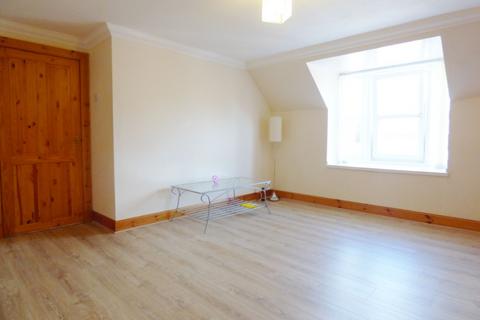 2 bedroom flat to rent, Gladstone Road, Peterhead, Aberdeenshire, AB42