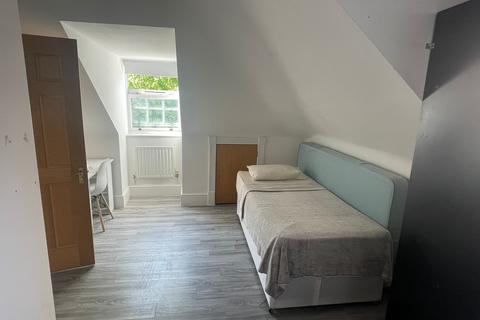 undefined, Brampton Grove, Hendon, Nw4