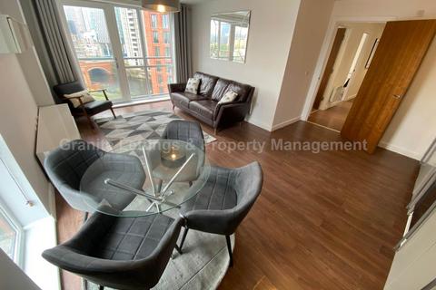 3 bedroom apartment to rent, Lowry Wharf, The Riley Building, Derwent Street, Salford, M5 4TA