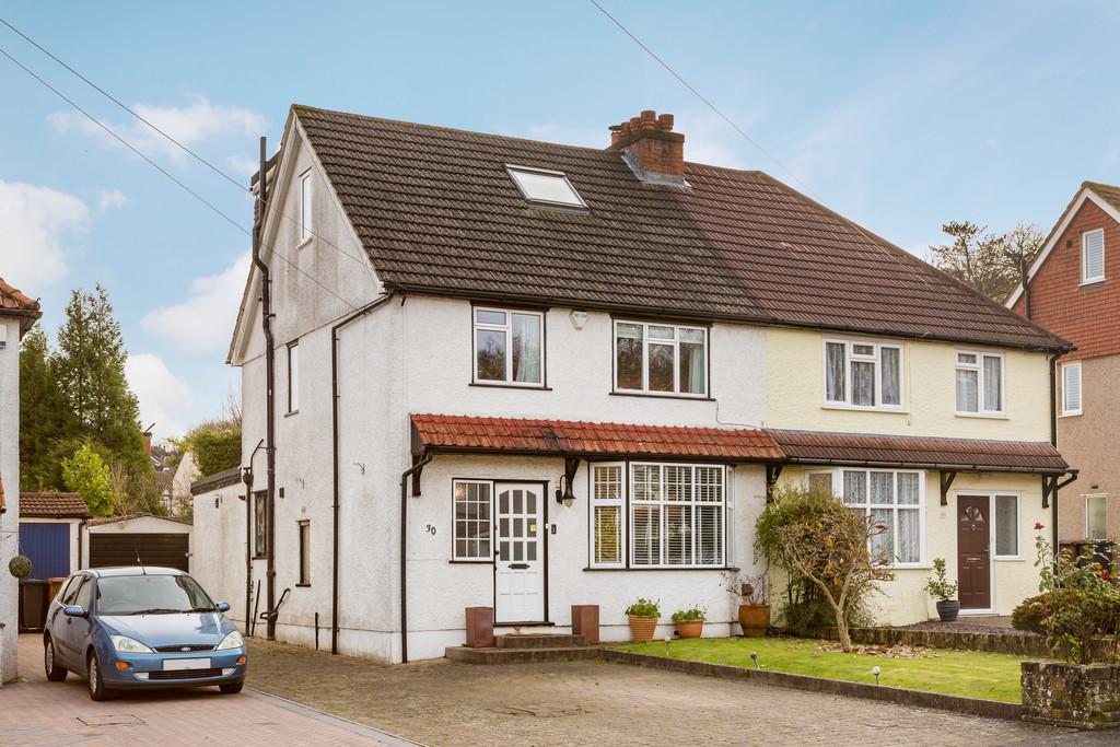 Markville Gardens, Caterham 4 bed semidetached house £500,000