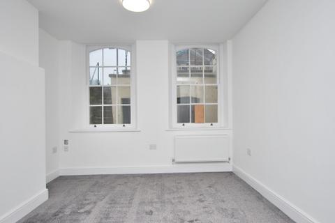 1 bedroom apartment to rent, CHURCH SQUARE, TOWN CENTRE