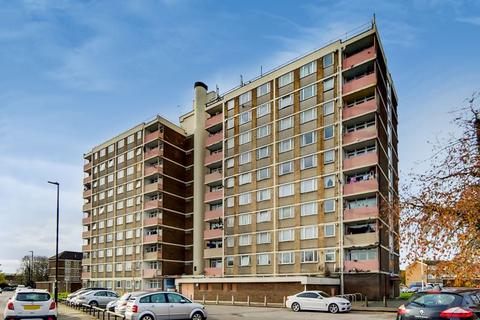 2 bedroom flat for sale, Broomcroft Avenue, Northolt, UB5