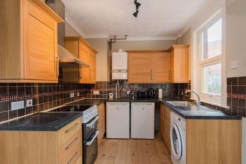 4 bedroom terraced house to rent, Stroud Road, Gloucester GL1