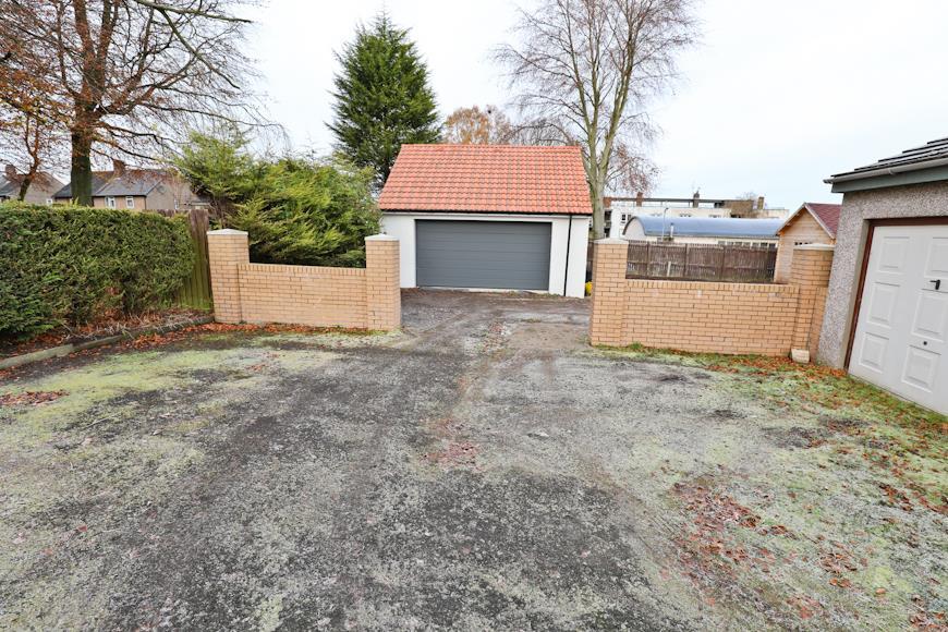 Woodside Way, Glenrothes 3 bed cottage £199,995