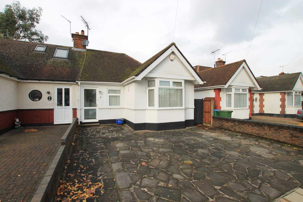 Hillrise Avenue, Watford 2 bed semidetached bungalow £399,950