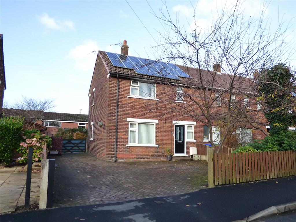 Penrith Avenue, AshtonunderLyne, Greater Manchester, OL7 2 bed