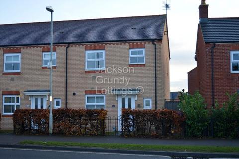 3 bedroom end of terrace house to rent - Stratford Road, Roade, Northampton NN7 2GD