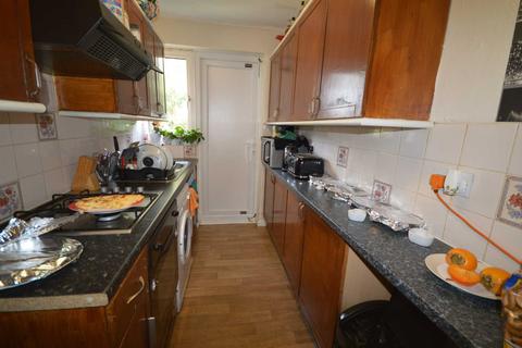 2 bedroom apartment to rent - Grantham Garden, Marks Gate