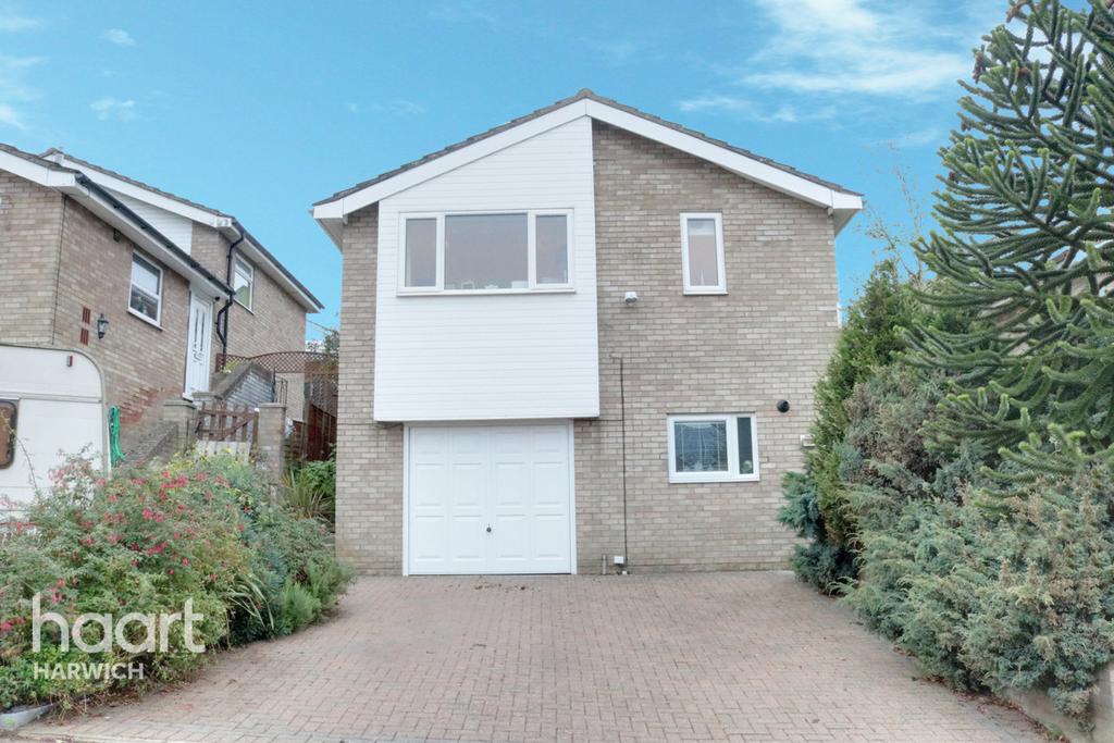 Norway Crescent, Harwich 4 bed detached house £270,000