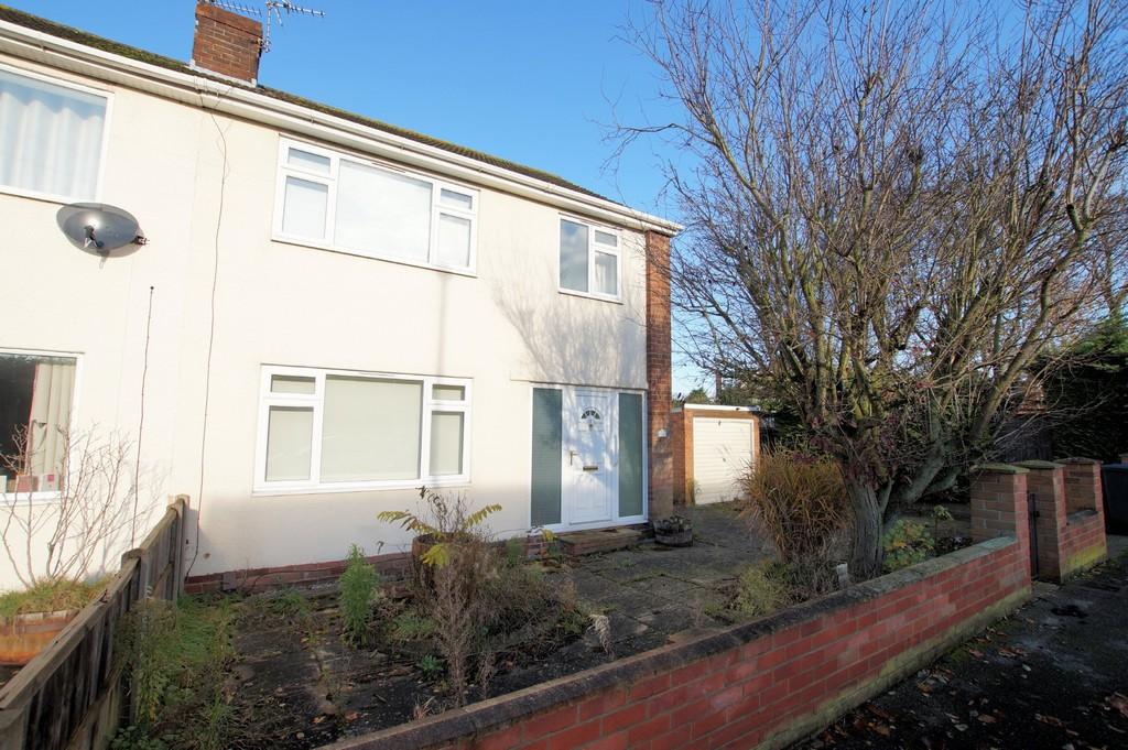 Sunfield Crescent, Lincoln 3 bed semidetached house £195,000