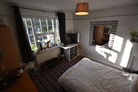 5 bedroom semi-detached house to rent, Gipsy Lane, Headington, Oxford