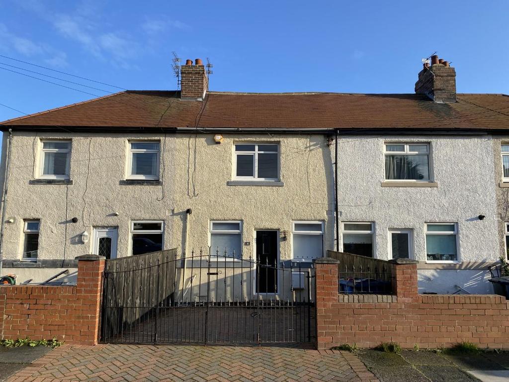 Rose Crescent, Whitburn, Sunderland 2 bed semidetached house £525