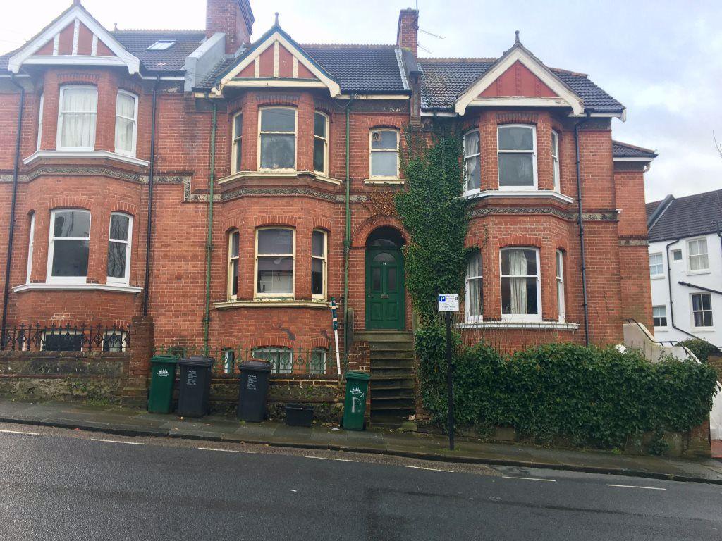 Hartington Road, Brighton 4 bed house £2,282 pcm (£527 pw)