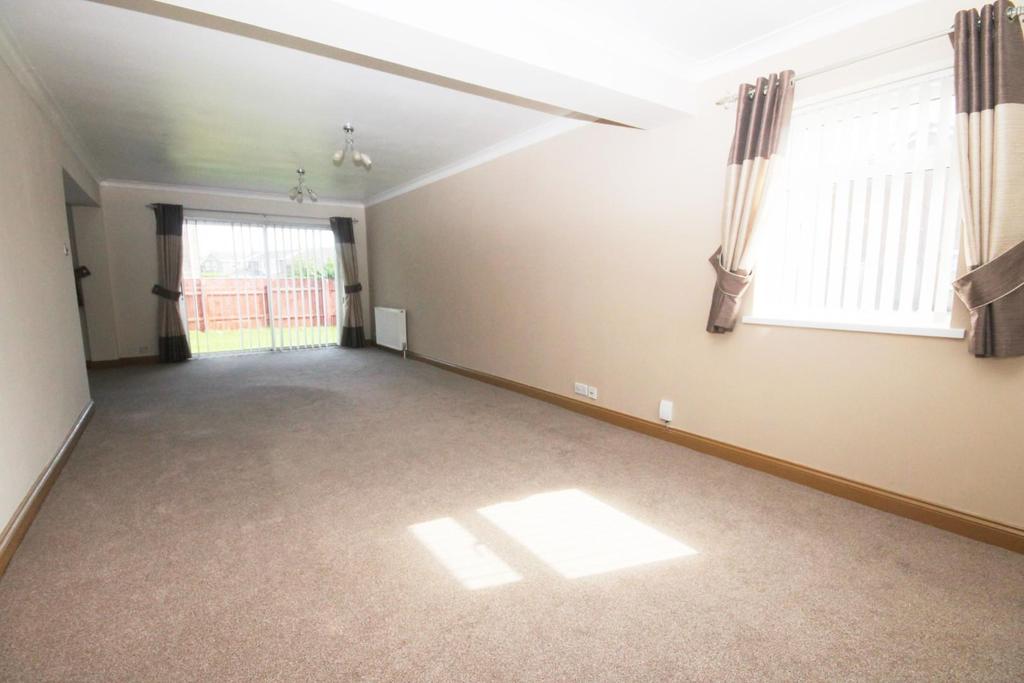 Runnymede, Nunthorpe, Middlesbrough 4 bed detached house £825 pcm (£