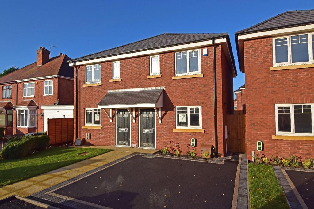 2 Maple Gardens, Broad Street, Bromsgrove, Worcestershire, B61 8LS 2