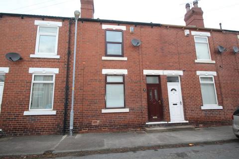 2 bedroom terraced house to rent, Centre Street, Hemsworth