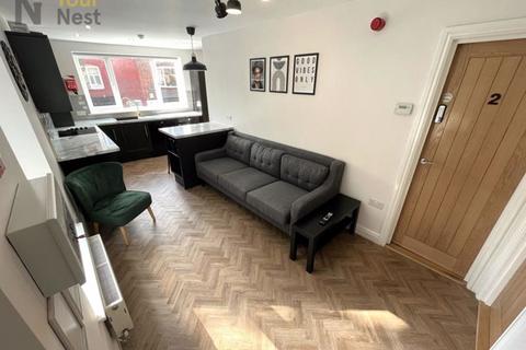 undefined, Richmond Mount, Leeds, LS6 1DF