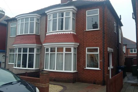 3 bedroom semi-detached house to rent, Sandringham Road, Redcar TS10