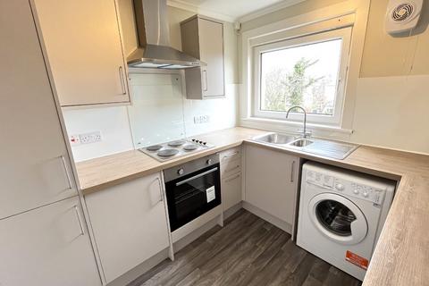 2 bedroom flat to rent, Gracemount Avenue, Liberton, Edinburgh, EH16