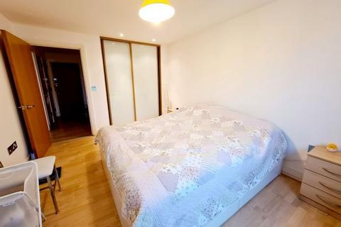 1 bedroom flat to rent, Westferry Road, Docklands