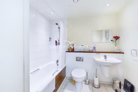 2 bedroom apartment to rent, Vista House, Chapter Way, London, SW19